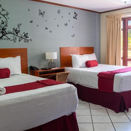 Hotel Fotherhouse San Salvador Bagian luar foto