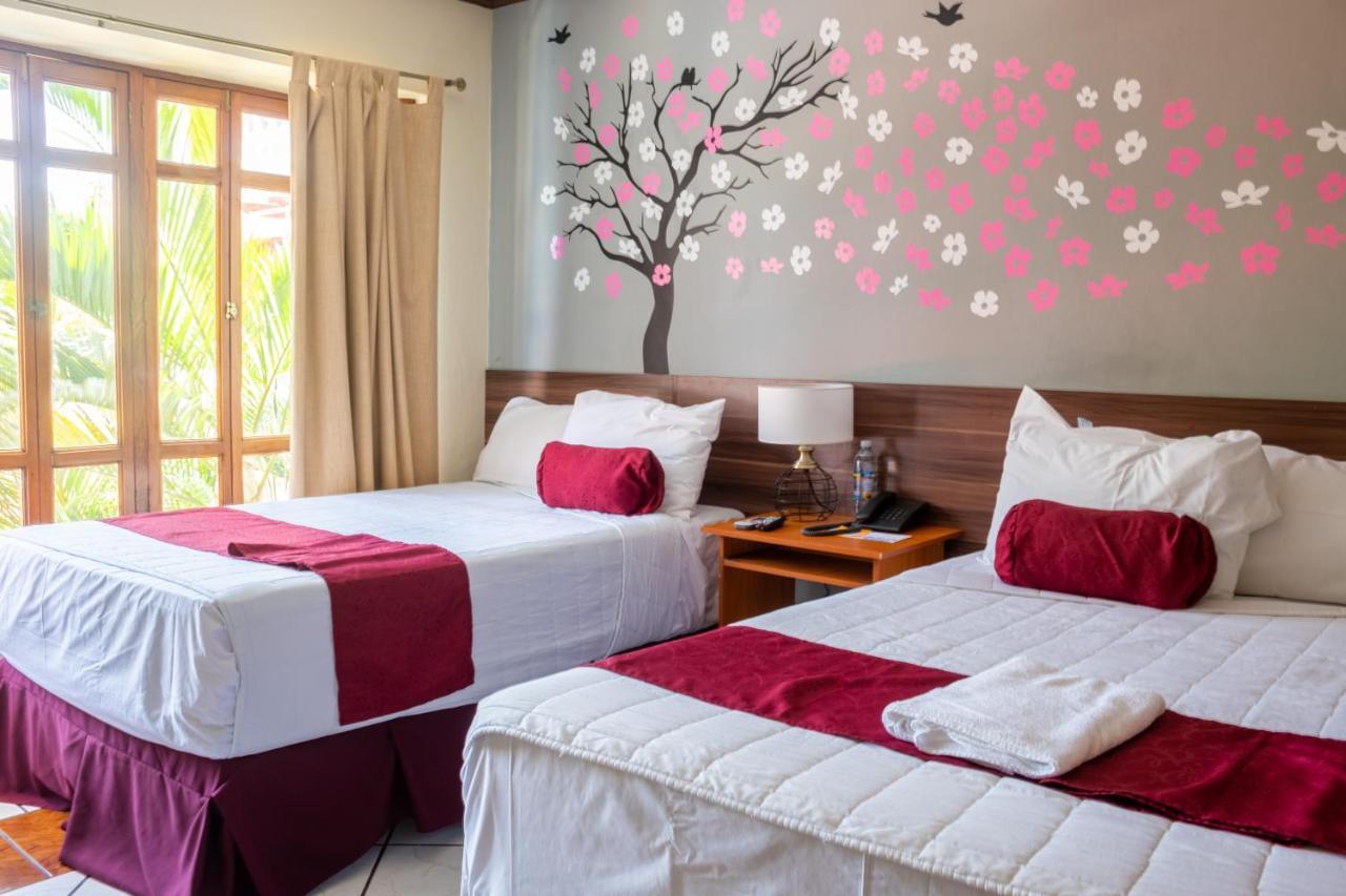 Hotel Fotherhouse San Salvador Bagian luar foto