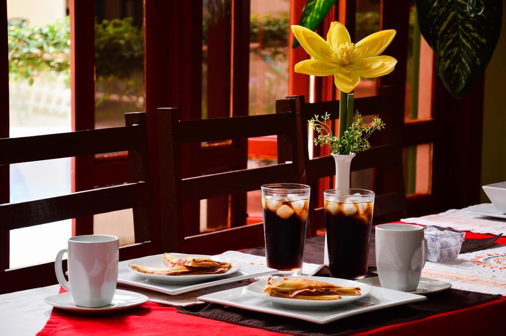 Hotel Fotherhouse San Salvador Bagian luar foto