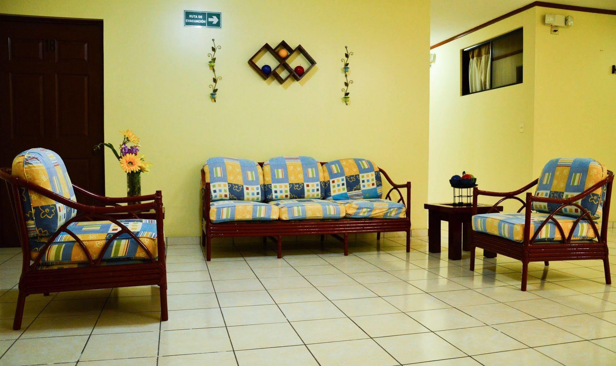Hotel Fotherhouse San Salvador Bagian luar foto