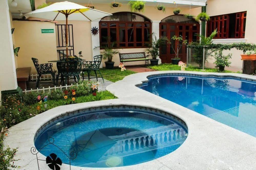 Hotel Fotherhouse San Salvador Bagian luar foto